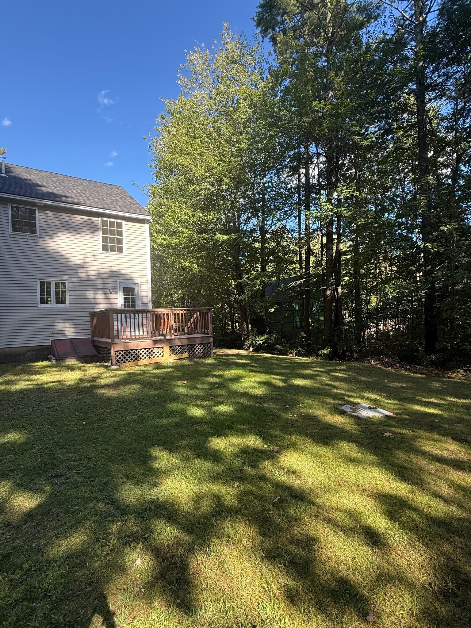 Building Photo - 2 Sams Pl