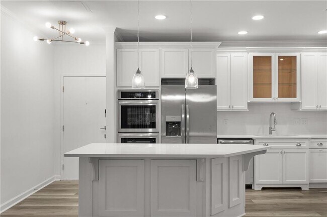 Building Photo - 1421 Peachtree St NE