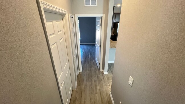 Building Photo - Gorgeous 3 Bedroom, 2 Bathroom Home in Palm Bay!!