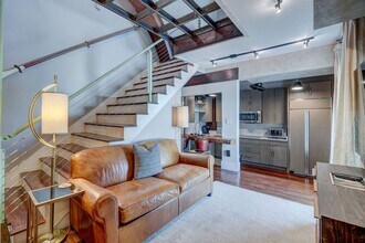 Building Photo - Luxury Furnished River View Condo in the Heart of Downtown Wilmington