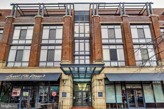 Building Photo - 520 John Carlyle St