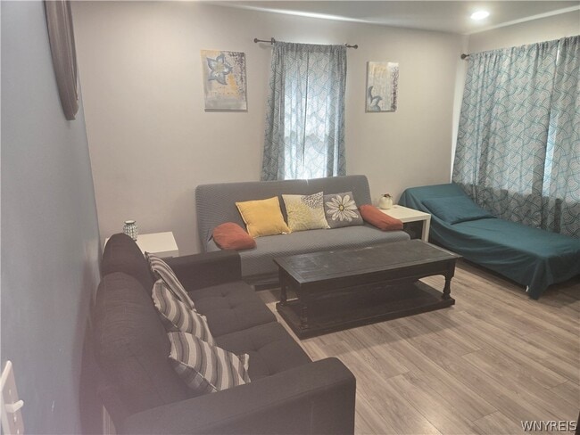 Building Photo - 1001 17th St