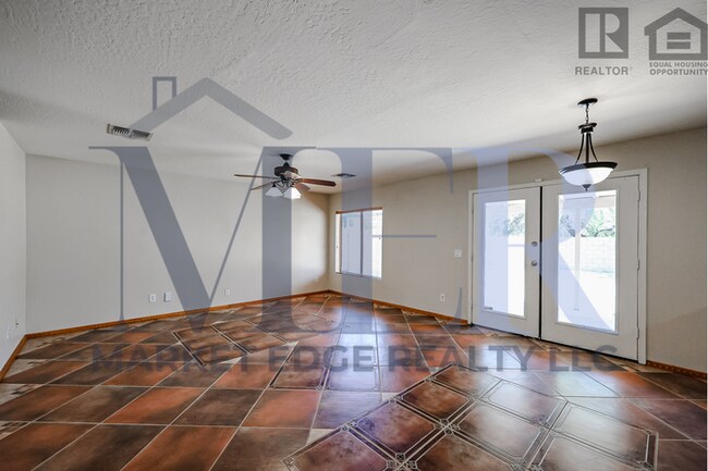 Building Photo - Home at El Mirage Rd/Cactus Rd! JOIN THE W...