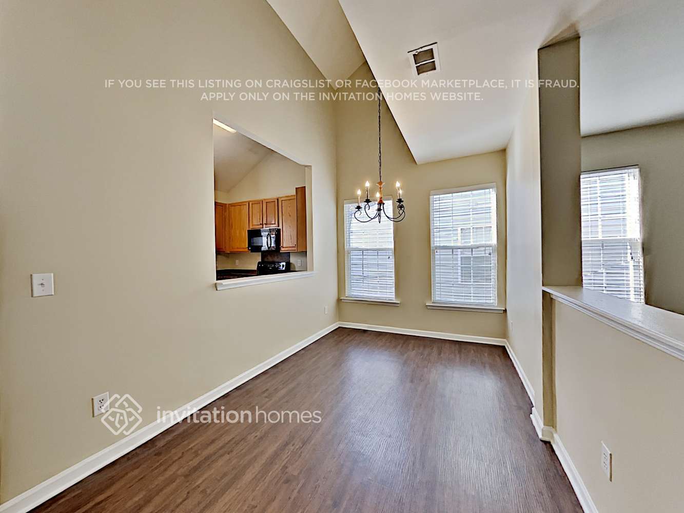 Building Photo - 5107 Abercromby St