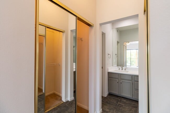 Building Photo - South Austin Gem: Cozy 2BR Home with Stunning Downtown Views, Minutes from Barton Creek Greenbelt!