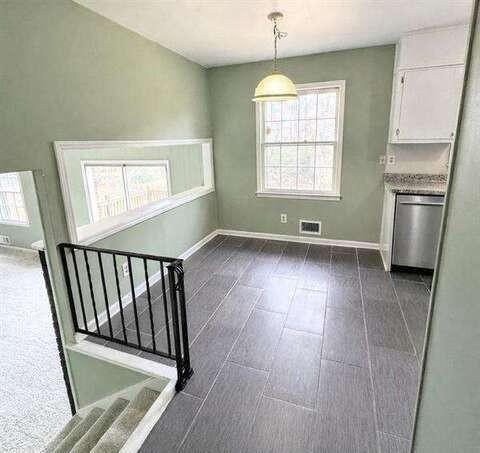 Building Photo - 4093 Hideaway Dr