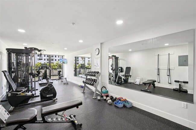 Building Photo - 11 Sunset Dr