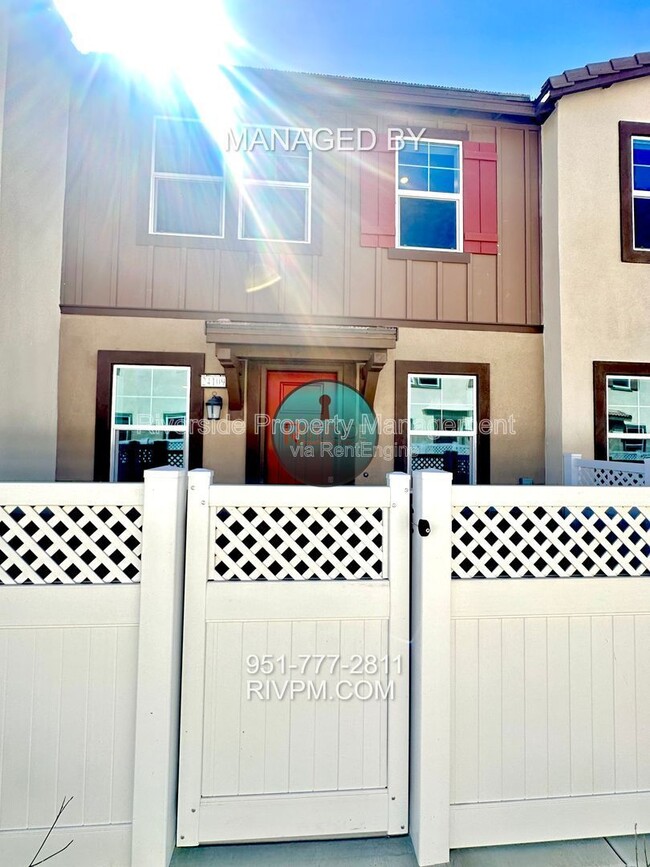 Building Photo - 34495 Agave Dr