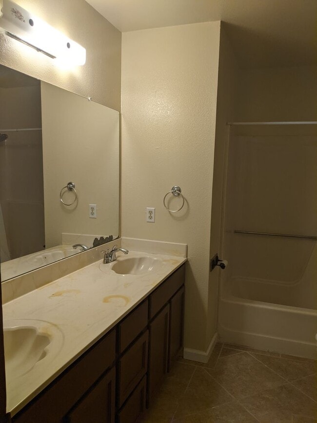 Building Photo - 3409 Mission Arch Dr