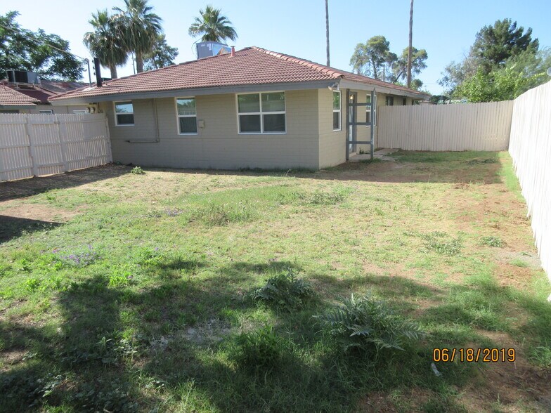 Building Photo - 223 W Turney Ave