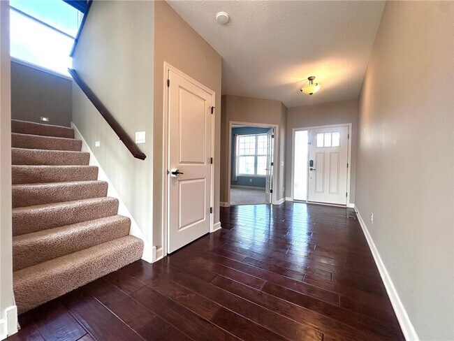 Building Photo - 3379 Ridgestone Way