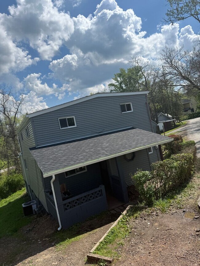 Building Photo - **4 Bedroom Home for Rent – Fully Renovated in Trinity School District – $2,200/month**