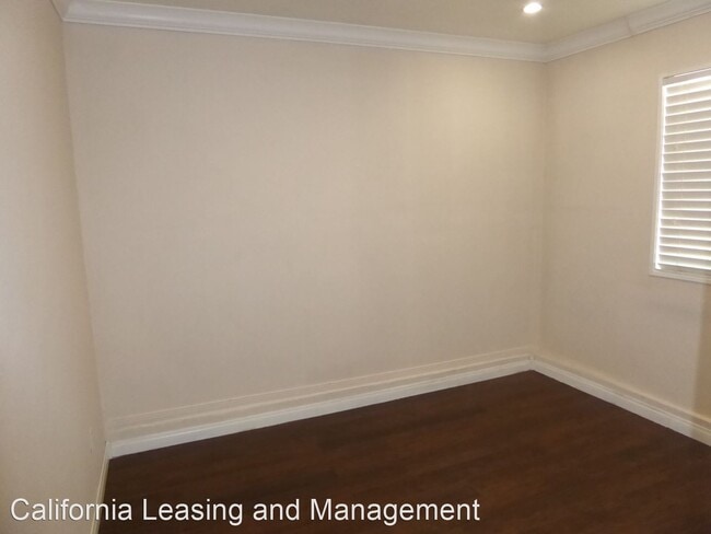 Building Photo - 5 br, 3.5 bath House - 27544 Bernina Avenue