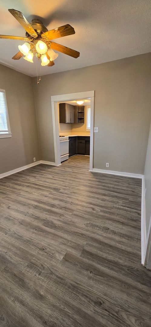 Building Photo - Freshly Updated Interior! 2 Bed 1.5 Bath Home - Alexandria IN