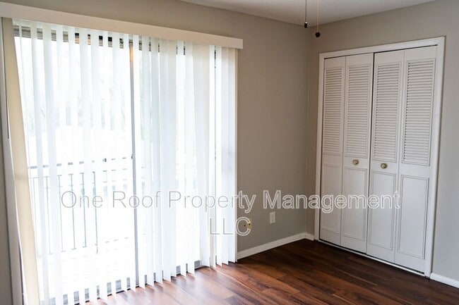 Building Photo - 3115 Barnett Ave