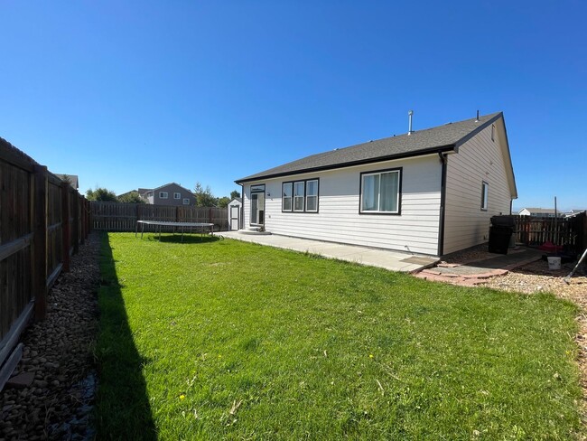 Building Photo - IMPROVED PRICE!!! Ranch home with 3 bedroo...