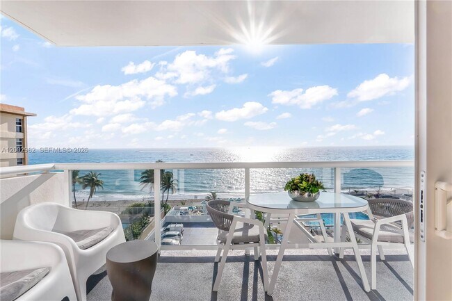 Building Photo - 3140 S Ocean Dr