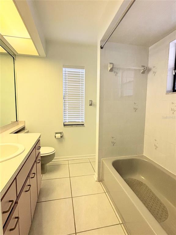 Building Photo - 1503 Overland Dr