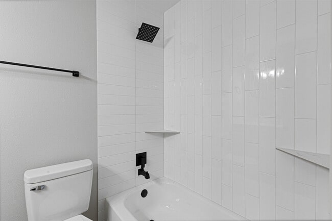 Building Photo - 2689 Gessner Rd