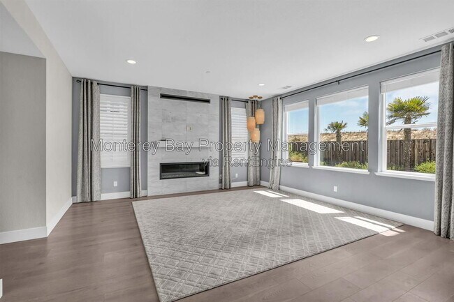 Building Photo - 240 Bungalow Dr