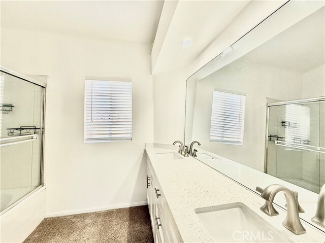 Building Photo - 196 Chandon