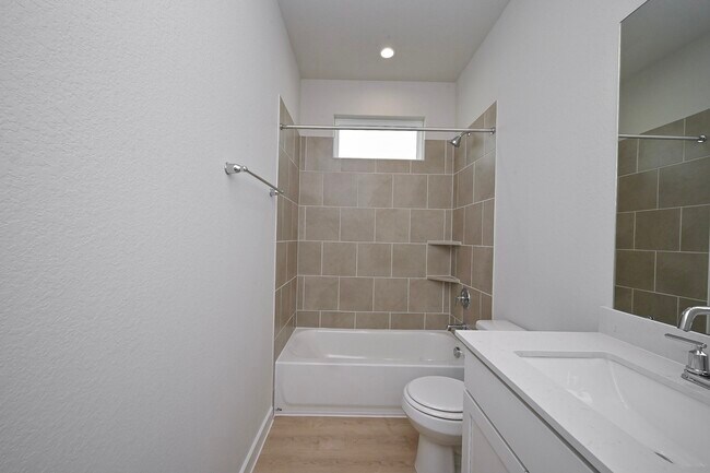 Building Photo - 33019 School Hl Rd