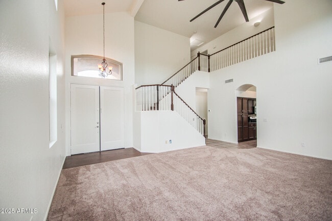 Building Photo - 3938 E San Pedro Ave