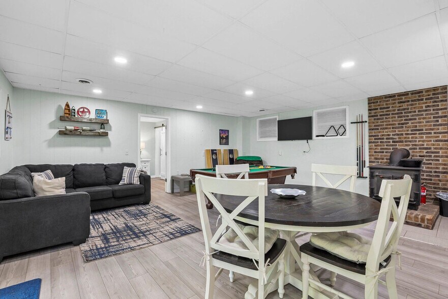 Primary Photo - 1767 Milltown Rd