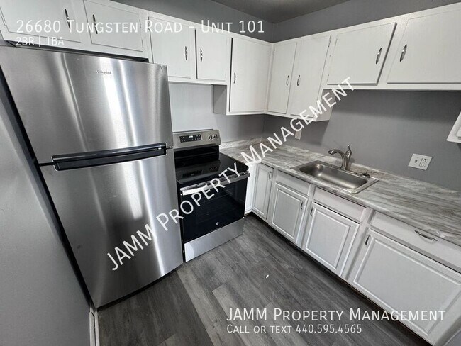 Building Photo - 2-Bedroom Apartment in Euclid!!