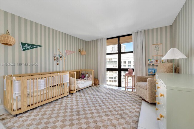 Building Photo - 1111 Crandon Blvd