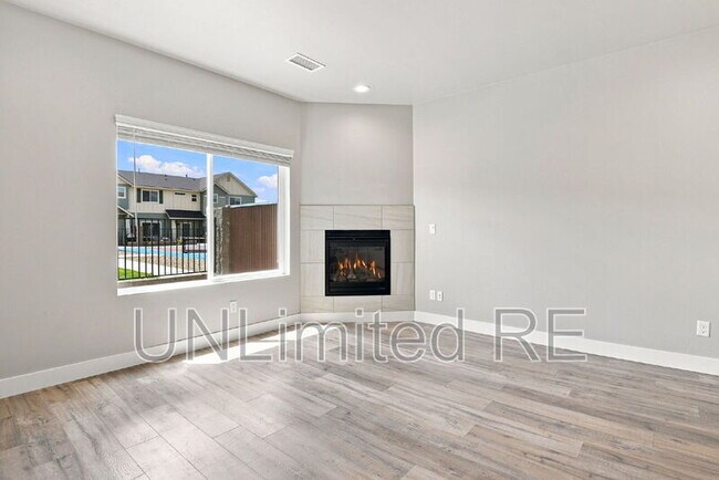 Building Photo - 12249 Curtis Ct