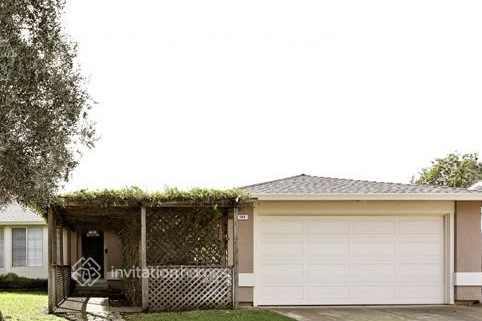 Primary Photo - 568 Silverado Cir