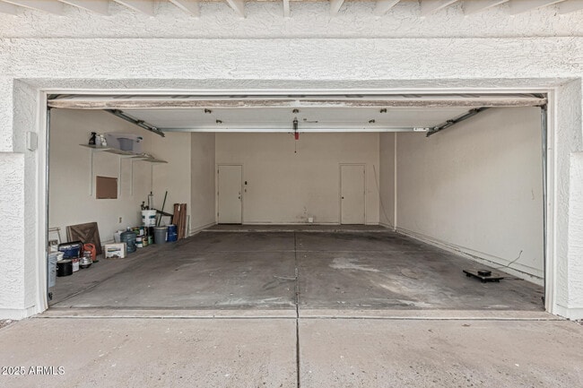 Building Photo - 9665 E Cochise Dr