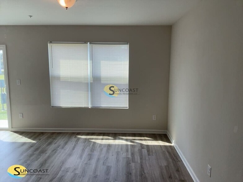 Building Photo - 9139 Western Way