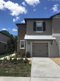 Building Photo - 9618 Pembrooke Pines Dr