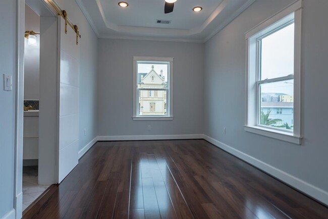 Building Photo - 1801 Rosenberg St