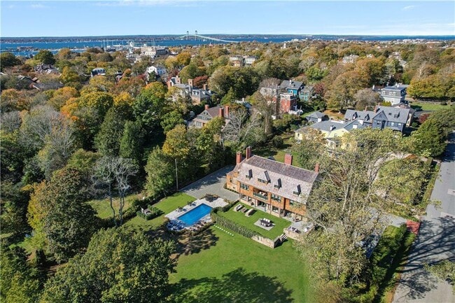 Building Photo - 7 Red Cross Ave