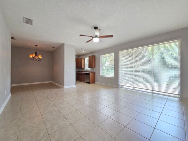 Building Photo - 337 Coral Beach Cir
