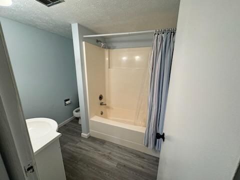 Building Photo - 9956 Johnnycake Ridge Rd