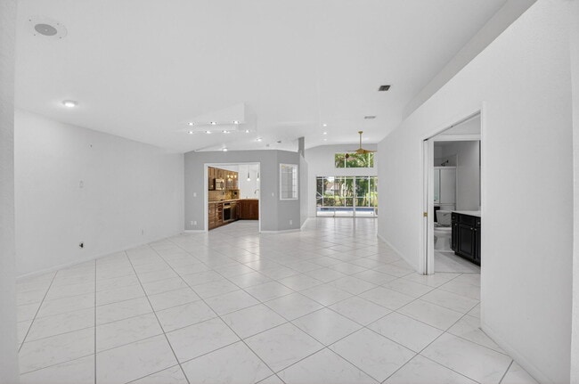 Building Photo - 7558 Ironbridge Cir