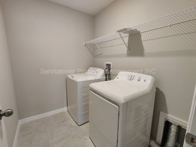 Building Photo - 7226 Ronnie Gardens Ct