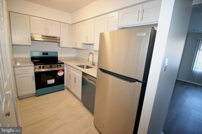 Building Photo - 2016 Jason Dr