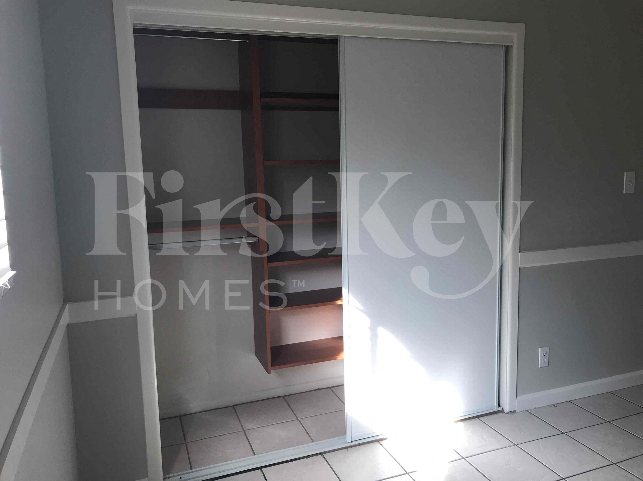 Building Photo - 9409 N 36th Dr