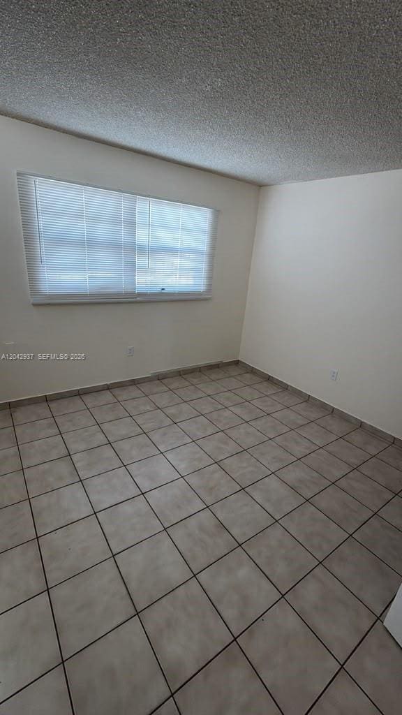 Building Photo - 6070 W 19th Ave