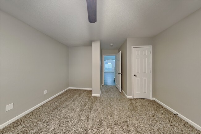 Building Photo - 24210 Shaw Perry Ln