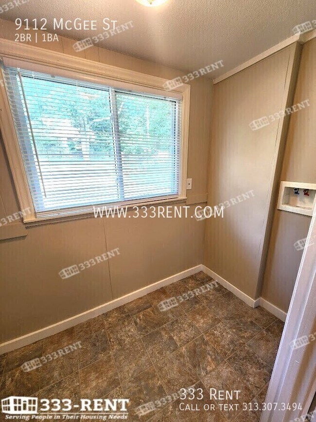 Building Photo - 9112 McGee St