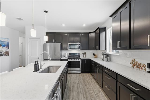 Building Photo - 1008 Elijah Dr