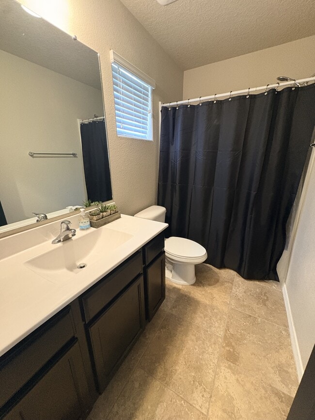 Building Photo - 9332 Warm Stone St