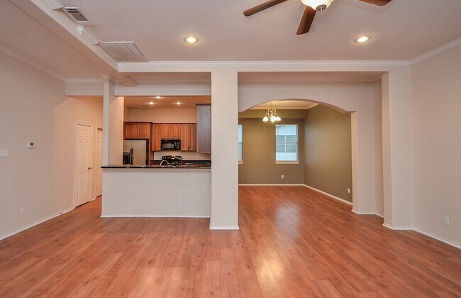 Building Photo - 1610 Holman St