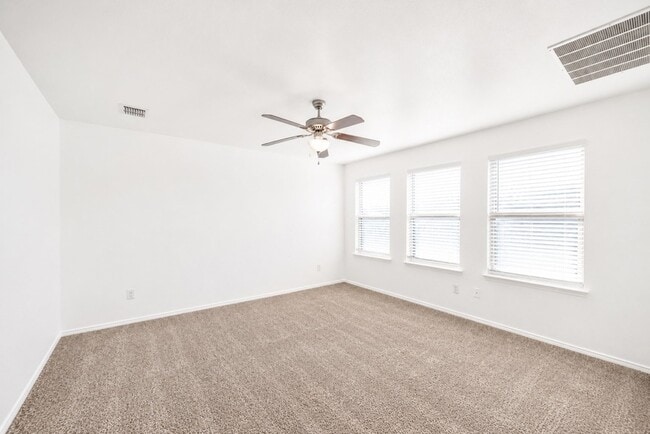 Building Photo - 9113 Holliday Ln
